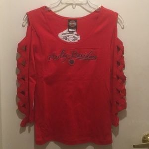 TOP, HARLEY DAVIDSON W/ CRISS-CROSS ARM CUT-OUTS